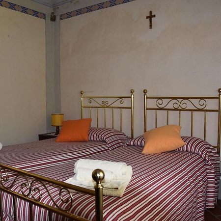 Borgo Vecchio Hotel Montalcino Exterior foto