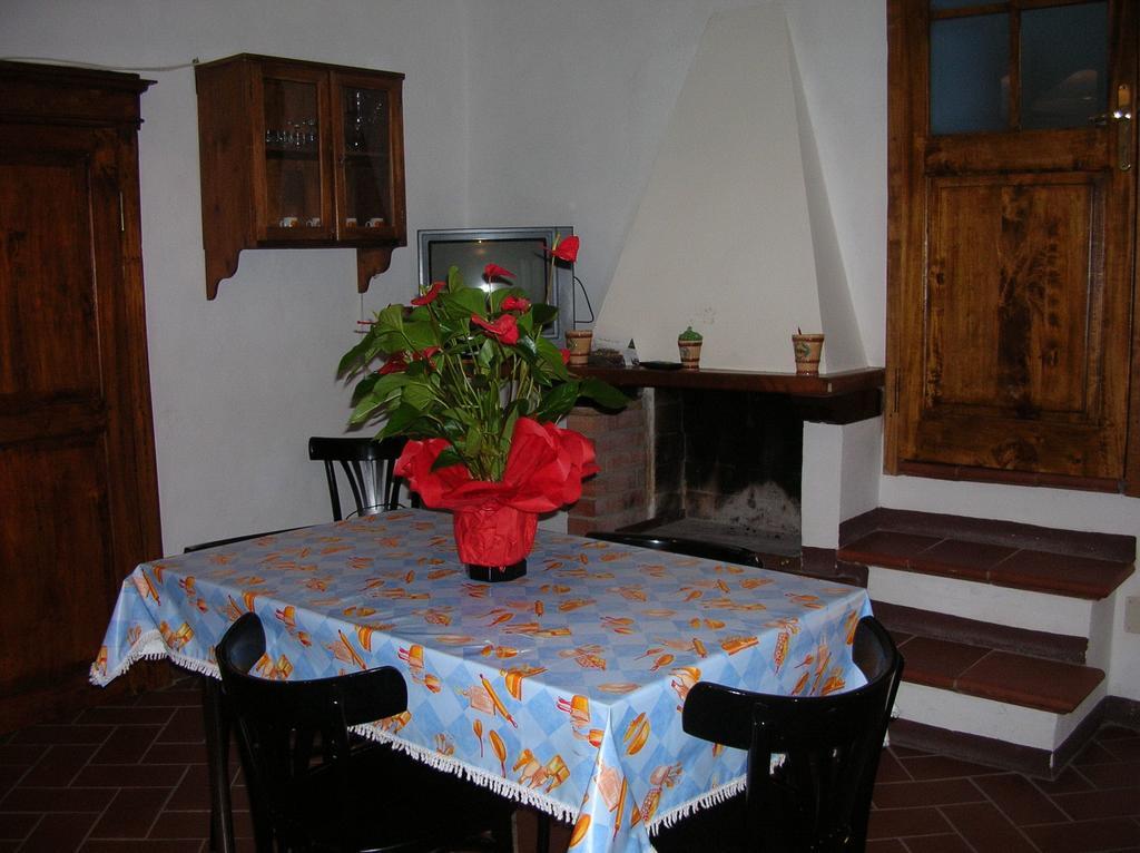 Borgo Vecchio Hotel Montalcino Cameră foto
